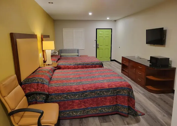 Stadium Inn & Spas