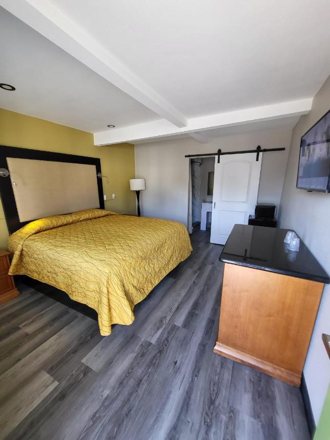 Stadium Inn&spas
