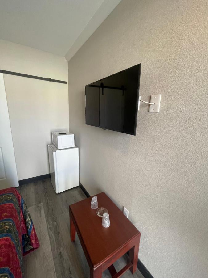 Stadium Inn&spas *